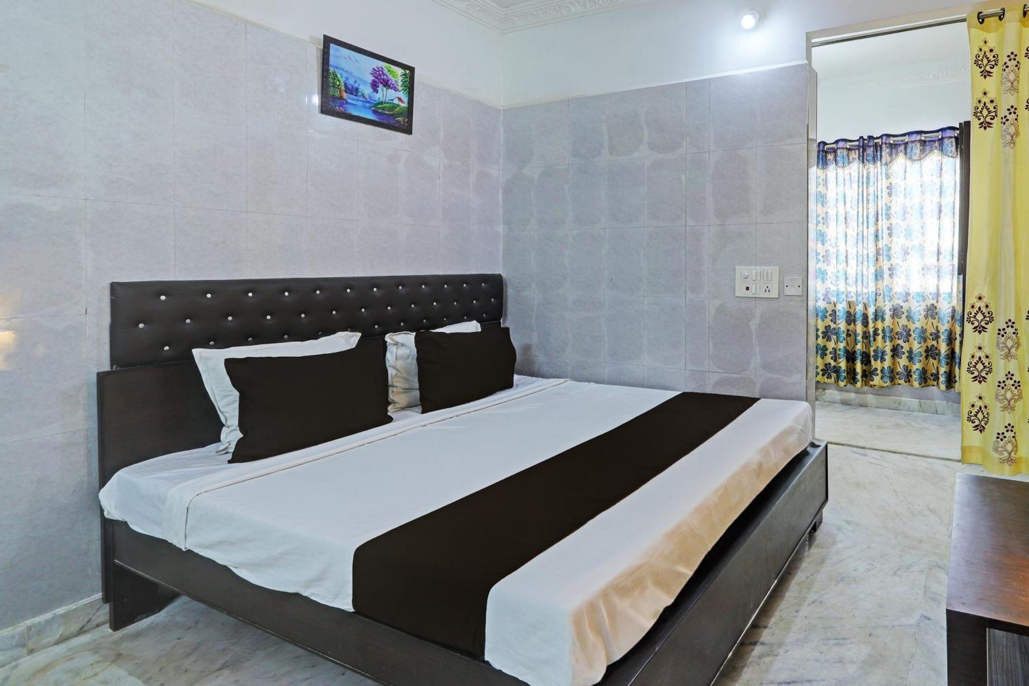 Hotel O Golden Pride Shamshabad Bagian luar foto