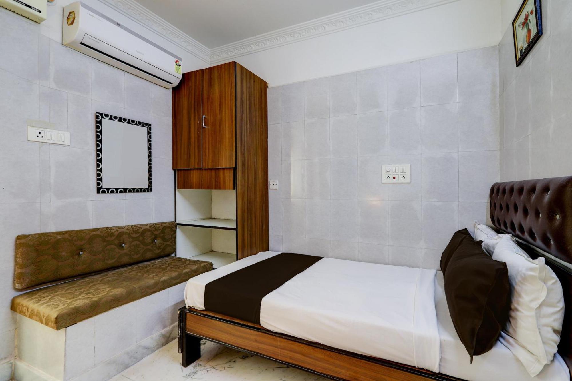 Hotel O Golden Pride Shamshabad Bagian luar foto